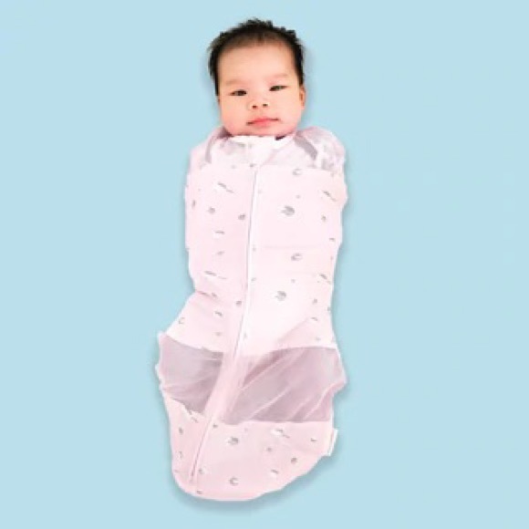 Happiest Baby Sleepea Swaddle, Graphite Planets - Picture 4 of 4